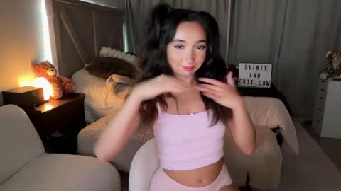 emilyfawn online show from 05/25/26, 04:07