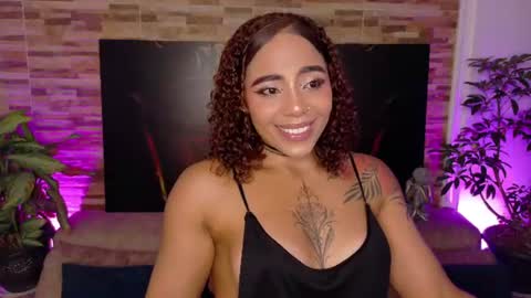 Snapshot of emilyfitness8 chatting on 07/07/26, 12:24 emily online show from 07/07/26, 12:24