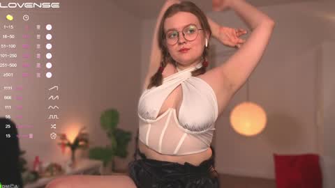 Emily  online show from 01/05/25, 03:23