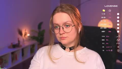 Emily  online show from 03/06/25, 03:13