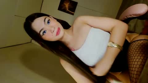 ariane online show from 03/13/26, 08:43