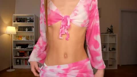 Alina online show from 04/28/26, 12:21