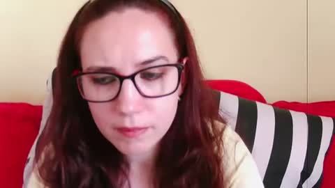 Snapshot of emilyhotflirt chatting on 07/14/26, 01:17 Emily online show from 07/14/26, 01:17