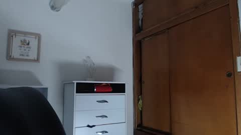 Emily Jang online show from 02/09/25, 02:49