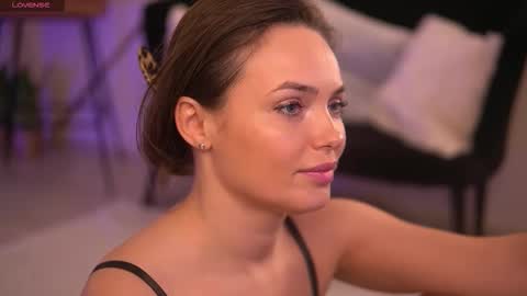 Snapshot of emilyjuarez chatting on 03/09/26, 11:25 Emily online show from 03/09/26, 11:25