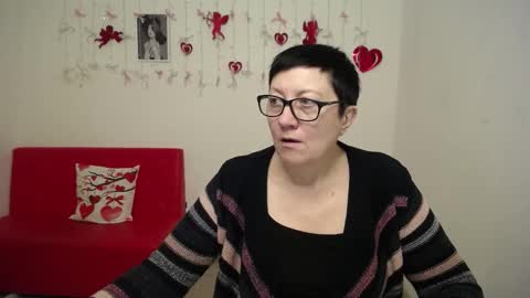 Emily online show from 02/09/26, 07:07