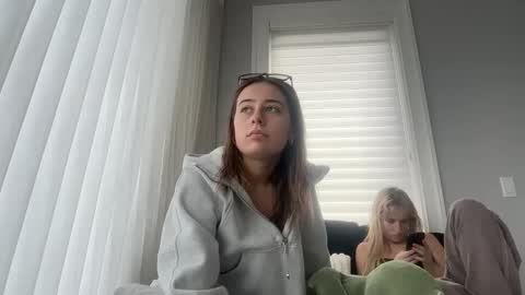emilyparkerrr online show from 02/18/26, 06:37