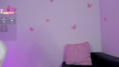 Emily  online show from 10/09/25, 10:24