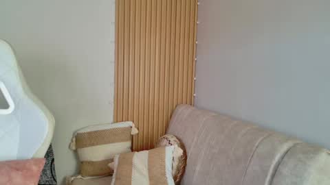 Emily  online show from 03/12/26, 10:05