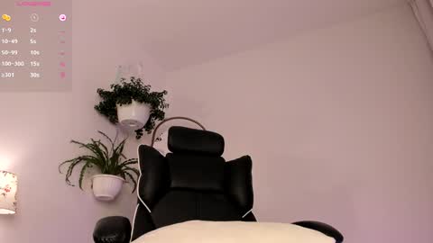 Emily online show from 01/10/25, 07:21