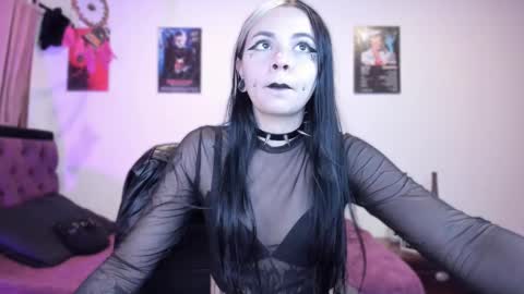  Emily Support me to have 100 likes plx online show from 02/11/25, 12:17