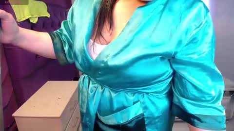 Emily online show from 12/09/24, 06:57