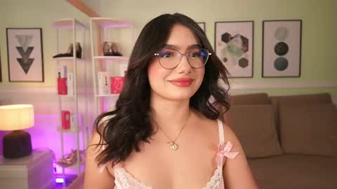 Emily Turner  online show from 04/22/26, 08:10