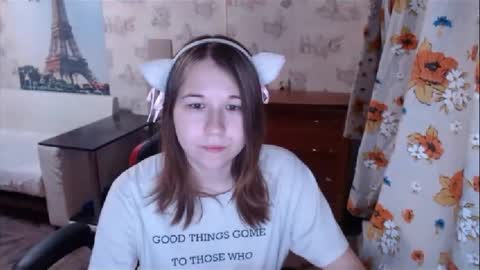 Snapshot of emilyway chatting on 12/10/24, 12:05 emilyway online show from 12/10/24, 12:05