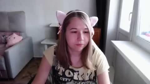 Snapshot of emilyway chatting on 06/08/26, 08:58 emilyway online show from 06/08/26, 08:58