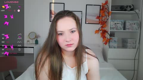 Emily online show from 02/04/25, 07:07