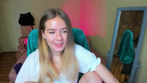 Snapshot of emilyy____ chatting on 01/31/25, 09:48 Emily online show from 01/31/25, 09:48