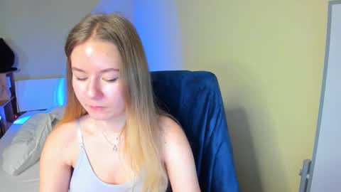 Snapshot of emilyy____ chatting on 02/09/25, 10:31 Emily online show from 02/09/25, 10:31