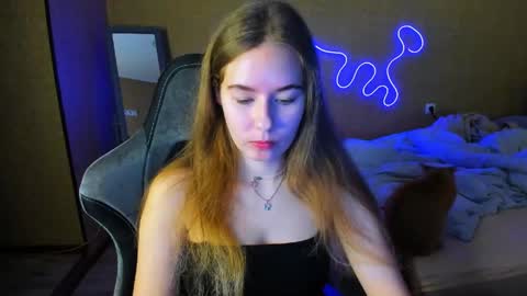 Snapshot of emilyy____ chatting on 05/11/26, 07:11 Emily online show from 05/11/26, 07:11
