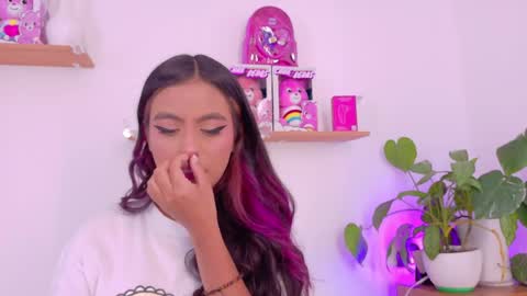 Emily Bank online show from 04/01/26, 08:06