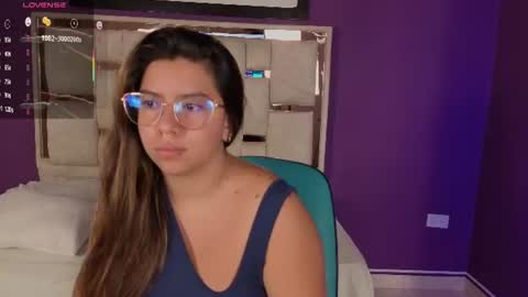 Snapshot of emilyy_cooperr chatting on 06/30/26, 12:06 emilyy_cooperr online show from 06/30/26, 12:06