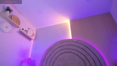 emilyygrey online show from 04/01/26, 01:41