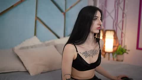 emilyymoon online show from 06/30/26, 06:47