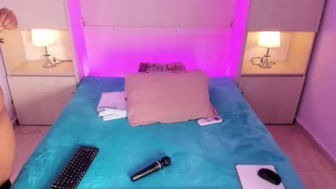 Emily online show from 03/28/26, 04:01