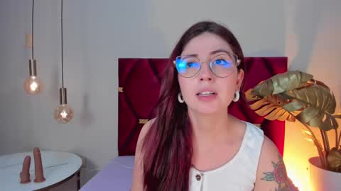 Emilyy Watson online show from 03/08/25, 12:33