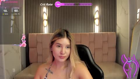 Emma online show from 09/27/25, 01:21