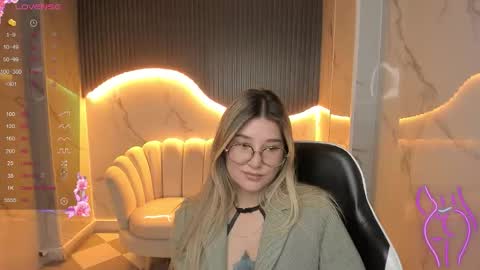 Emma online show from 10/14/25, 08:31
