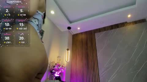 emma__rose1 online show from 01/09/26, 02:36