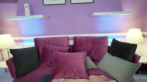 emma__walkerr_ online show from 03/04/25, 01:12