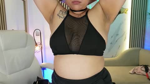 emma__walkerr_ online show from 02/12/26, 07:09