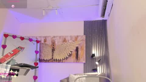 Alice online show from 02/08/25, 03:42