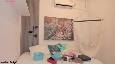 Alice online show from 09/19/25, 12:06