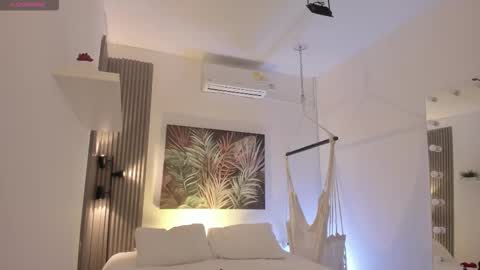 Alice online show from 12/15/25, 10:19