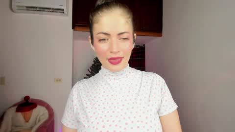 Emma online show from 12/17/24, 08:01