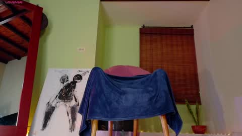 Snapshot of emma_blanco chatting on 04/26/26, 04:37 Emma online show from 04/26/26, 04:37