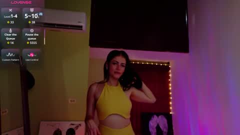 Emma online show from 06/25/26, 02:54