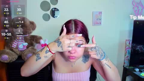 emma_boo_ online show from 02/23/26, 02:25