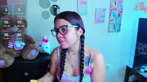 Snapshot of emma_boo_ chatting on 06/03/26, 02:19 emma_boo_ online show from 06/03/26, 02:19