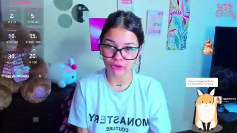 Snapshot of emma_boo_ chatting on 06/20/26, 02:20 emma_boo_ online show from 06/20/26, 02:20