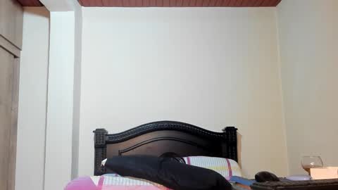 Snapshot of emma_brown777 chatting on 01/25/25, 01:43 ALBA  online show from 01/25/25, 01:43