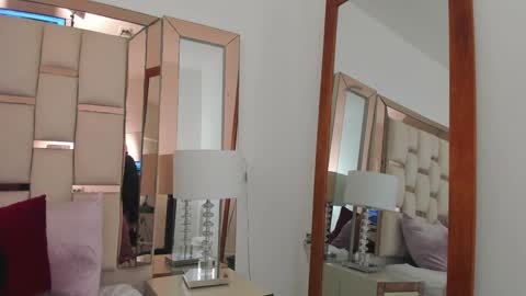 Emma Castillo online show from 02/02/25, 03:32