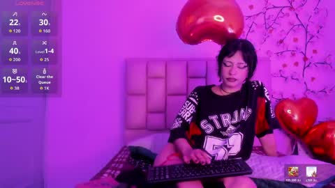 Emma Or you can call me cutie online show from 05/18/26, 08:03