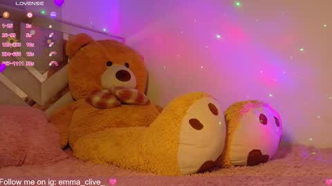  Emma  online show from 10/28/25, 02:26