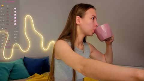 Emma online show from 06/13/26, 01:14