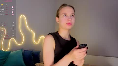 Emma online show from 07/02/26, 01:38
