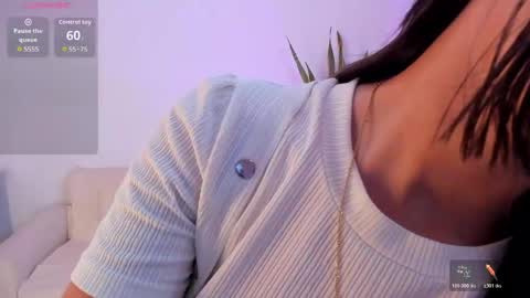 Emma online show from 05/17/26, 03:48